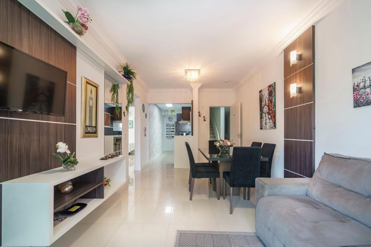Aluguel Apartamento 2 Quartos Com Piscina ボンビーニャス エクステリア 写真