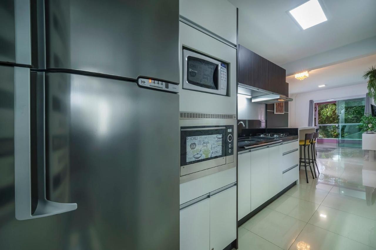 Aluguel Apartamento 2 Quartos Com Piscina ボンビーニャス エクステリア 写真
