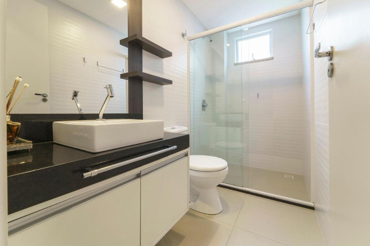 Aluguel Apartamento 2 Quartos Com Piscina ボンビーニャス エクステリア 写真